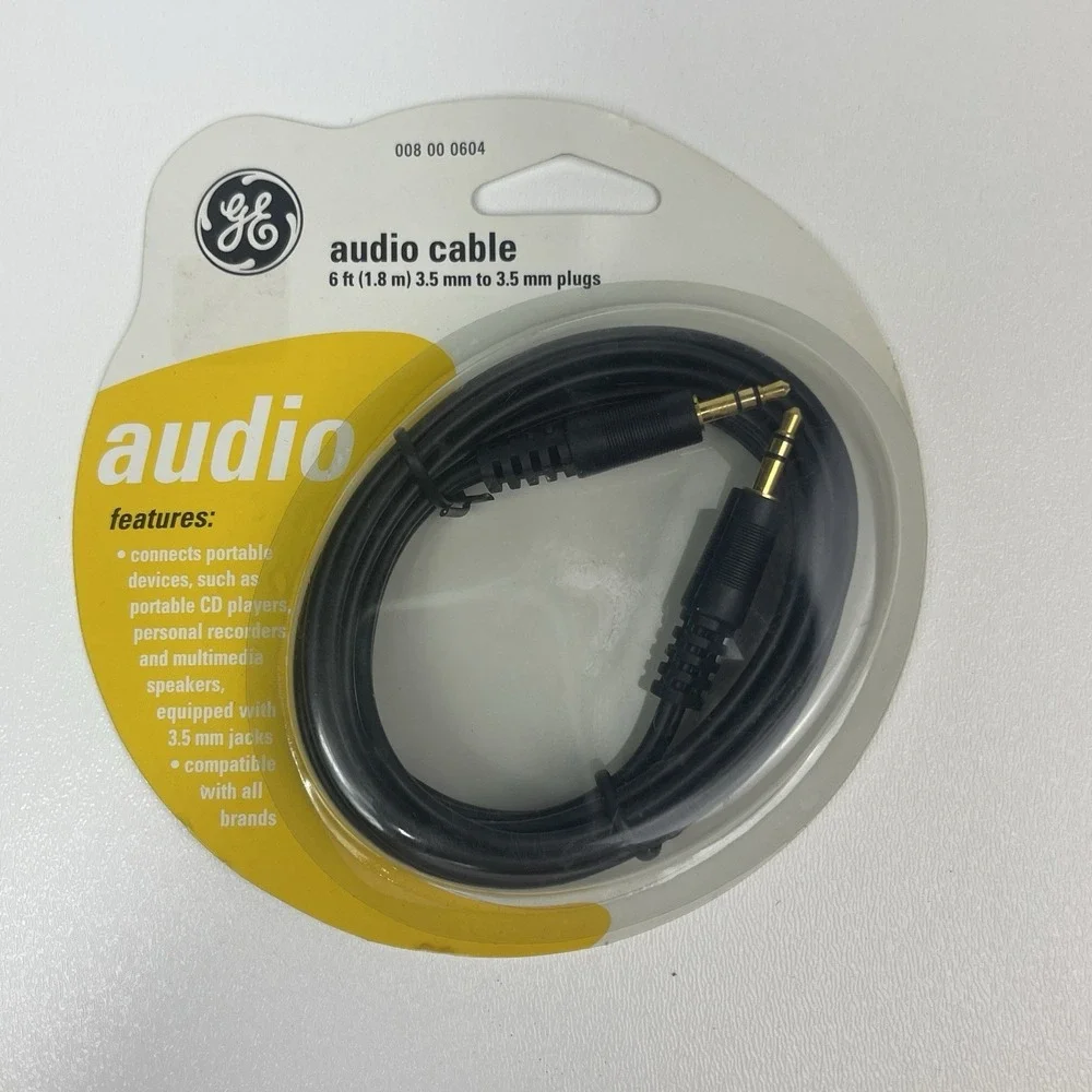 GE Audio Cable 6ft 3.5 mm Jacks Universal Push On Connectors